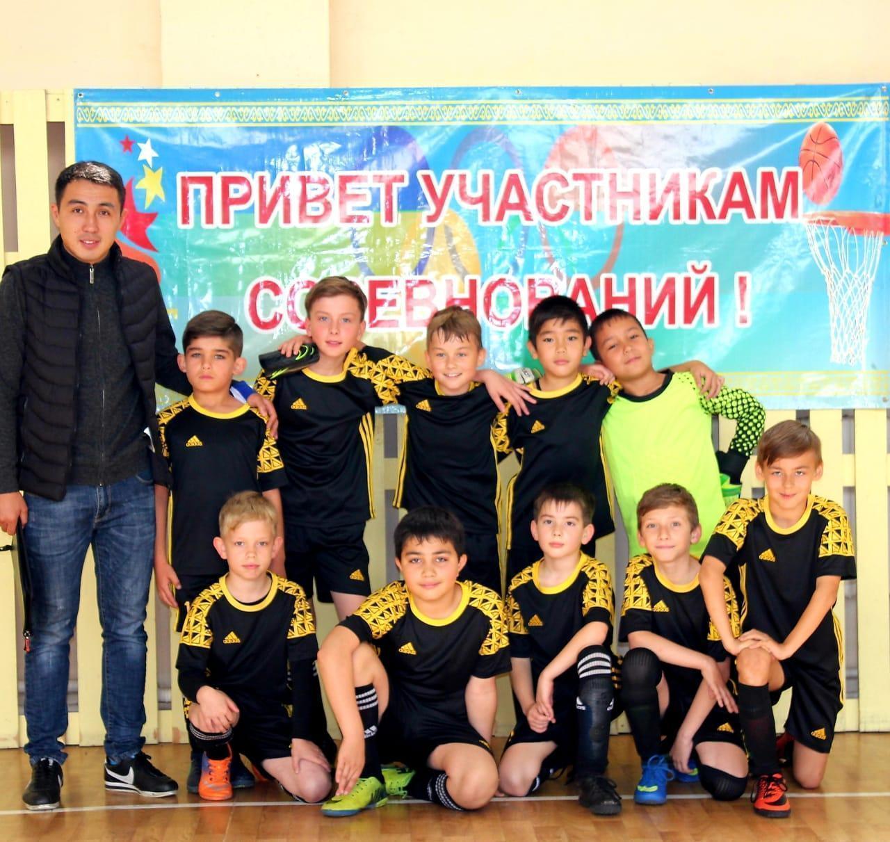 В районе заняли 1 место  по футболу