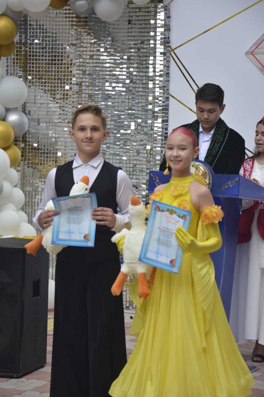 Жалпымектептік қорытынды іс-шара