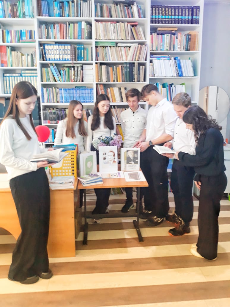 Халық жазушысы Қадыр Мырзалиевке - 90 жыл