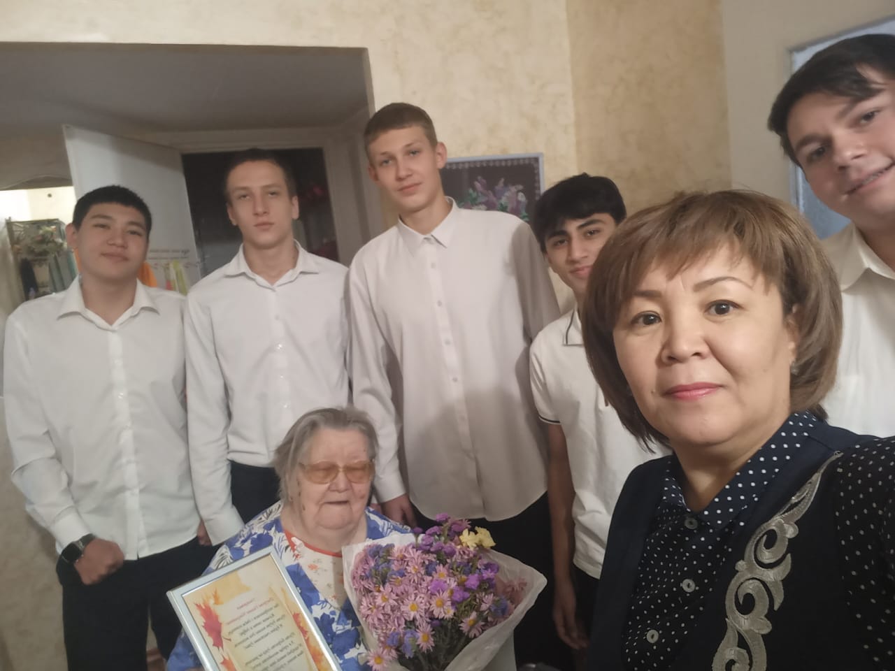 Қарттар айлығы шеңберіндегі іс-шаралар